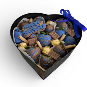 Strawberries with pirucream